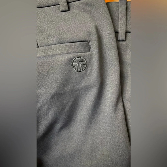 NWOT Tory Burch Sport Tech Twill Golf Shorts Navy Size 4 - Picture 9 of 10